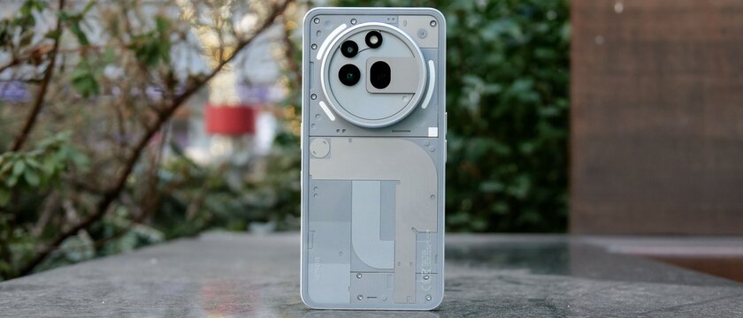 Обзор Nothing Phone 3a Pro c новой кнопкой: Apple и Google должны волноваться