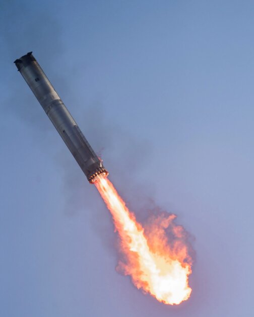 SpaceX показала впечатляющие фото и видео «взрывного» запуска ракеты Starship