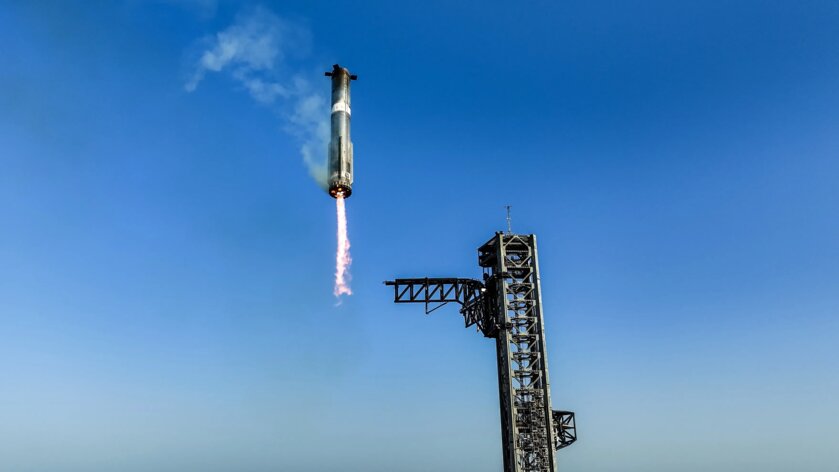 SpaceX показала впечатляющие фото и видео «взрывного» запуска ракеты Starship