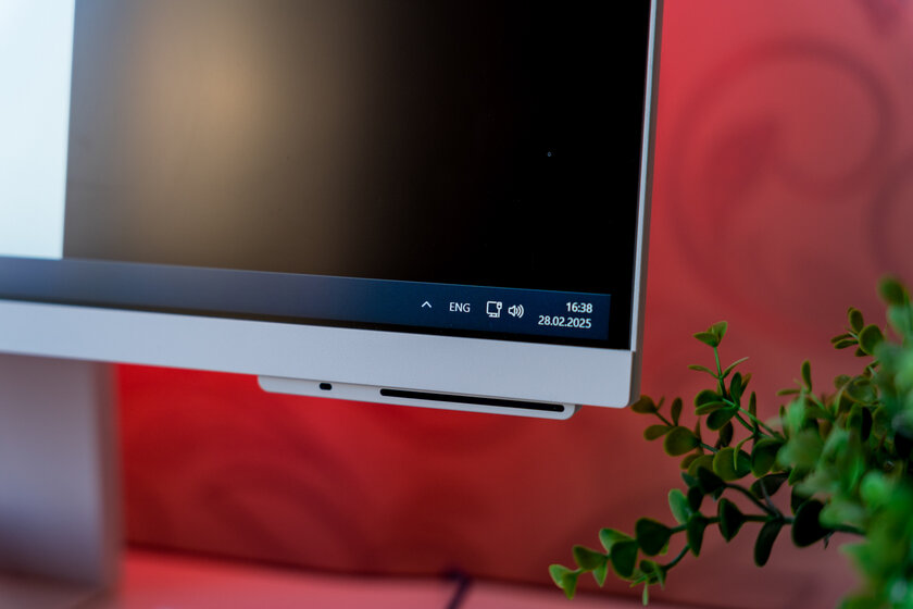 Монитор с пультом и магнитной камерой превращается в ТВ: обзор Samsung 32″ Smart M8 M80D UHD — Дисплей. 2