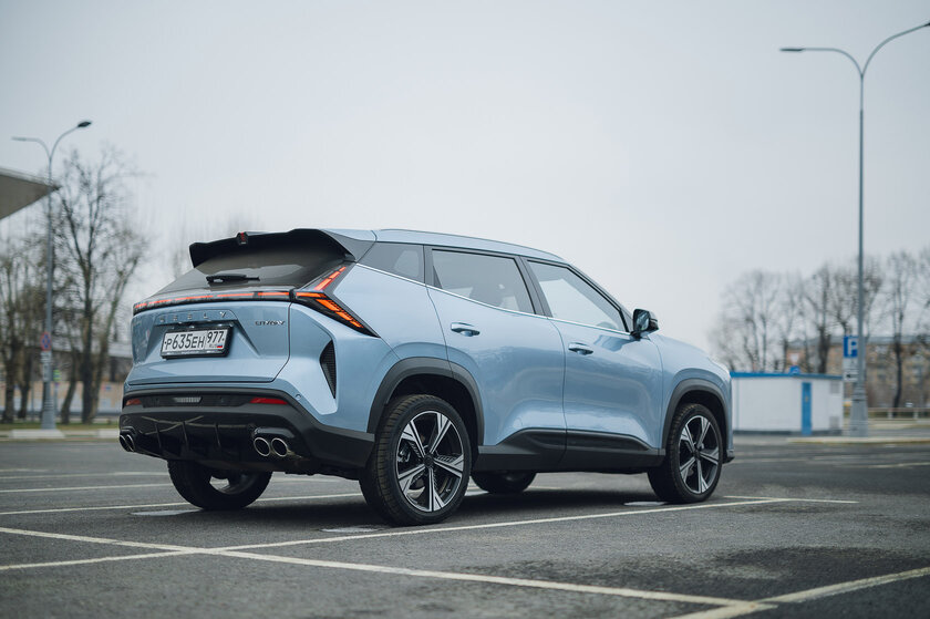 Луч солнца городского. Обзор паркетного кроссовера Geely Cityray 2024