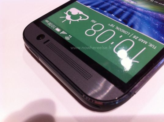 Новые фотографии HTC One