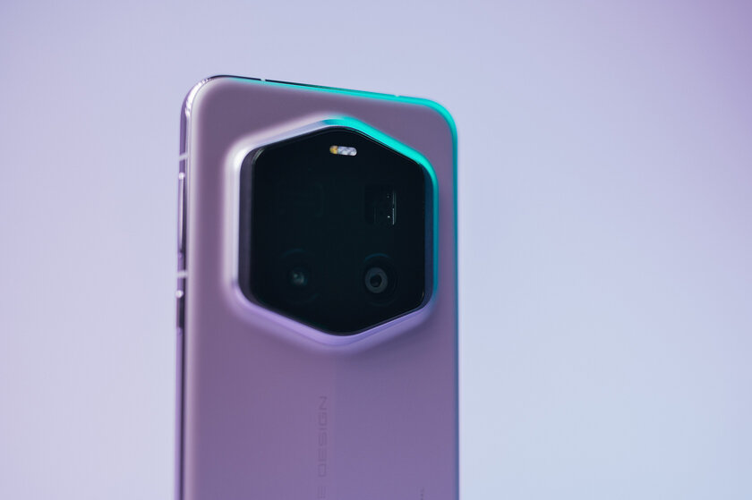 Смартфон, привлекающий внимание: обзор HONOR Magic 7 RSR Porsche Design