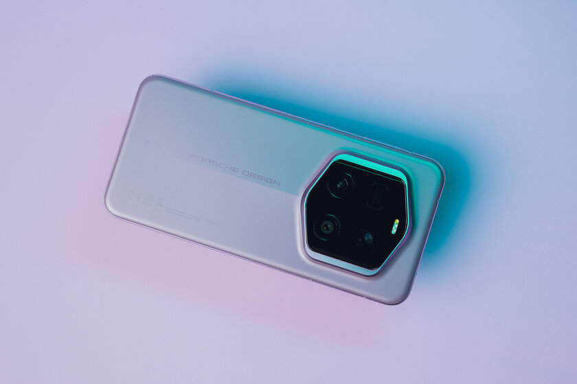 Смартфон, привлекающий внимание: обзор HONOR Magic 7 RSR Porsche Design