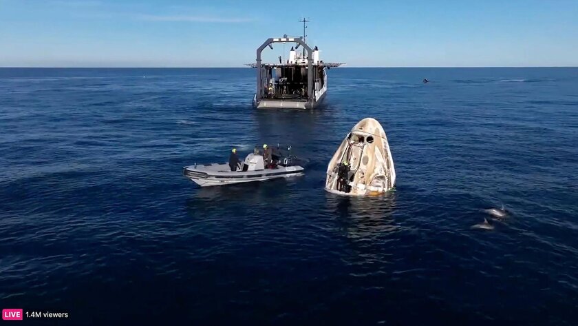 Застрявшие на МКС астронавты NASA вернулись домой, они провели в космосе 9 месяцев