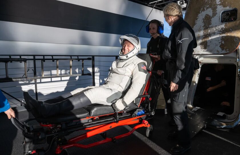Застрявшие на МКС астронавты NASA вернулись домой, они провели в космосе 9 месяцев