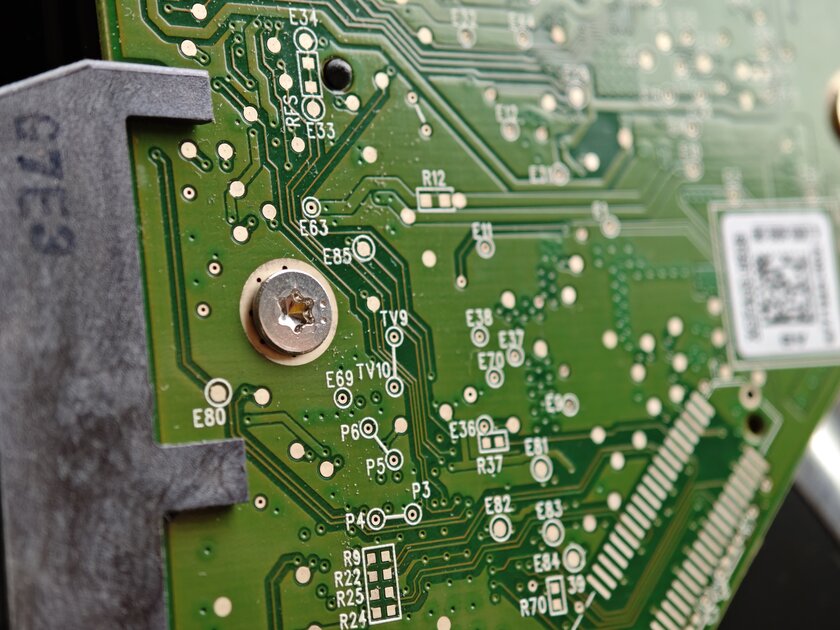 Это просто монстр, и уже в России. Обзор POCO F7 Ultra — первого Ultra-фона бренда — Камеры. 70