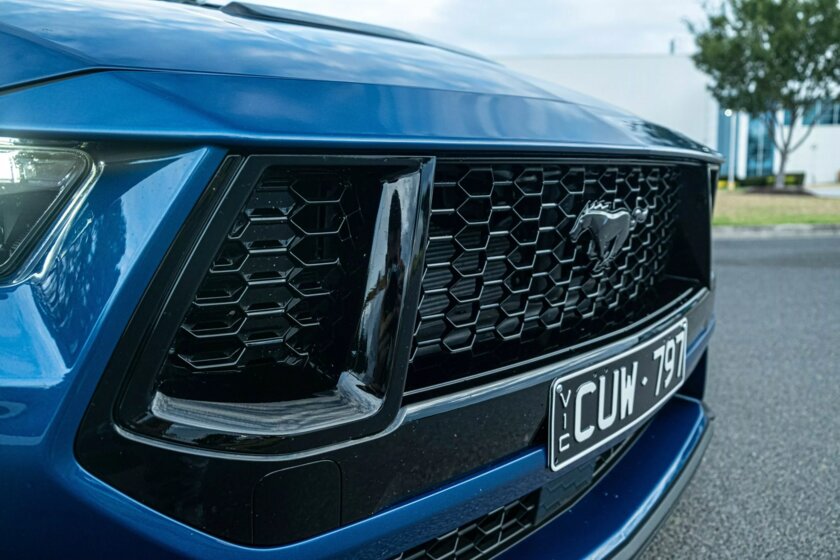 Так выглядит мечта гонщика-любителя: обзор Ford Mustang GT 2025 с V8 и дорогим салоном — Как едет новый Mustang?. 6