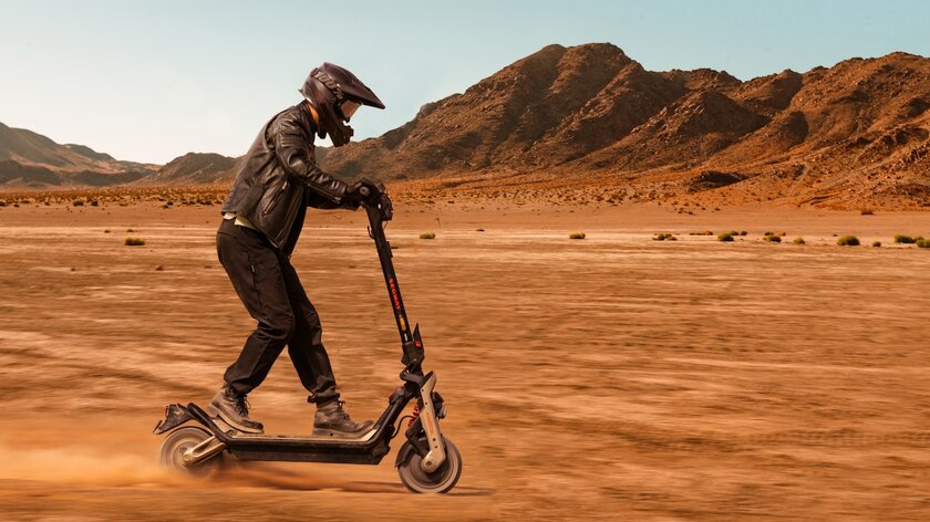 До 80 км/час с запасом хода 138 км: новые электросамокаты Segway приехали в Россию