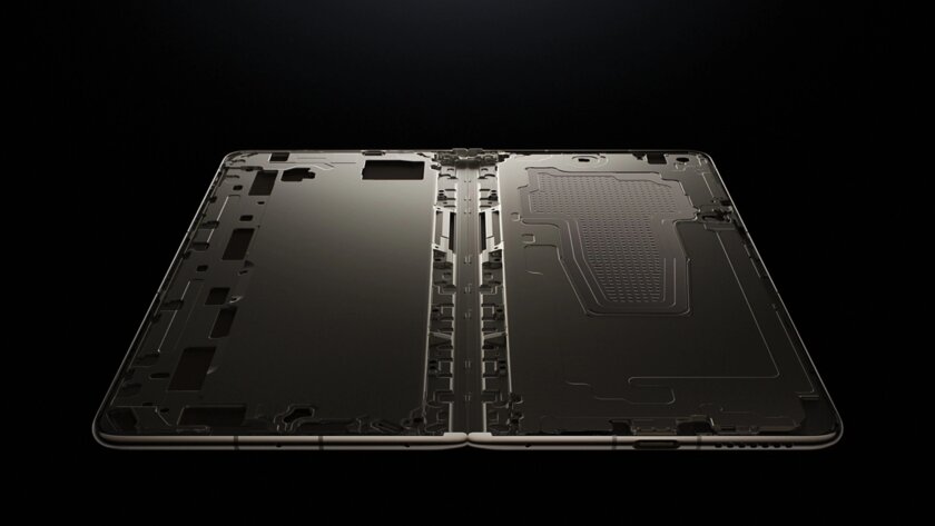 HUAWEI сделала ставку на надёжность и не прогадала: в чём секрет складных моделей бренда