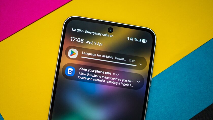 Обзор прошивки One UI 7 от Samsung — это просто новая эра в ПО для смартфонов и планшетов — Виджет Now Bar обеспечивает контекстную информацию. 2