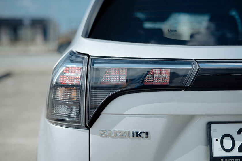 Электро-турбинный гибрид — это как? Обзор Suzuki S-Cross — Знакомство. 4