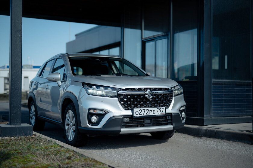 Электро-турбинный гибрид — это как? Обзор Suzuki S-Cross — В путь. 6