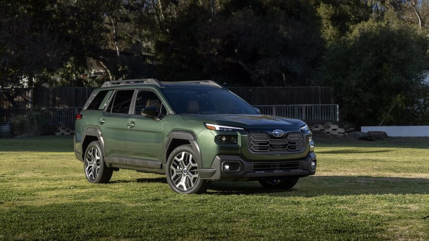 Subaru представила новый Outback: с богатым салоном и кузовом кроссовера