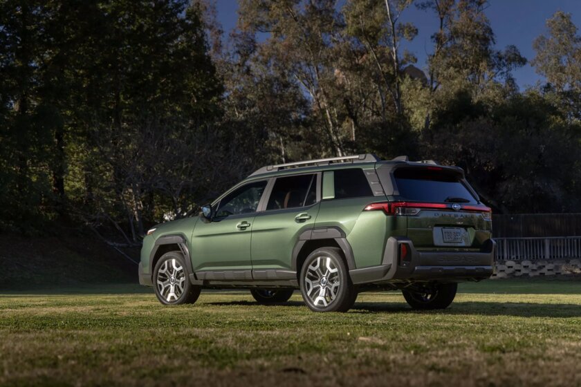 Subaru представила новый Outback: с богатым салоном и кузовом кроссовера