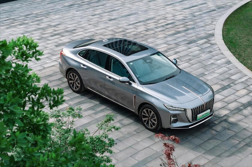 Hongqi представит на автосалоне в Шанхае сразу три умных автомобиля: с быстрой зарядкой и ИИ