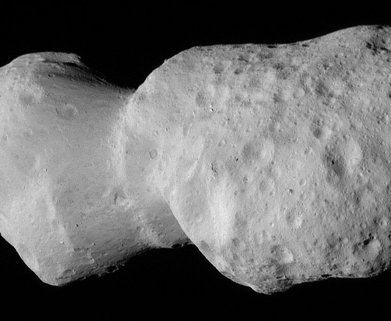 NASA впервые запечатлела Дональдджохансон: астероид в форме арахиса