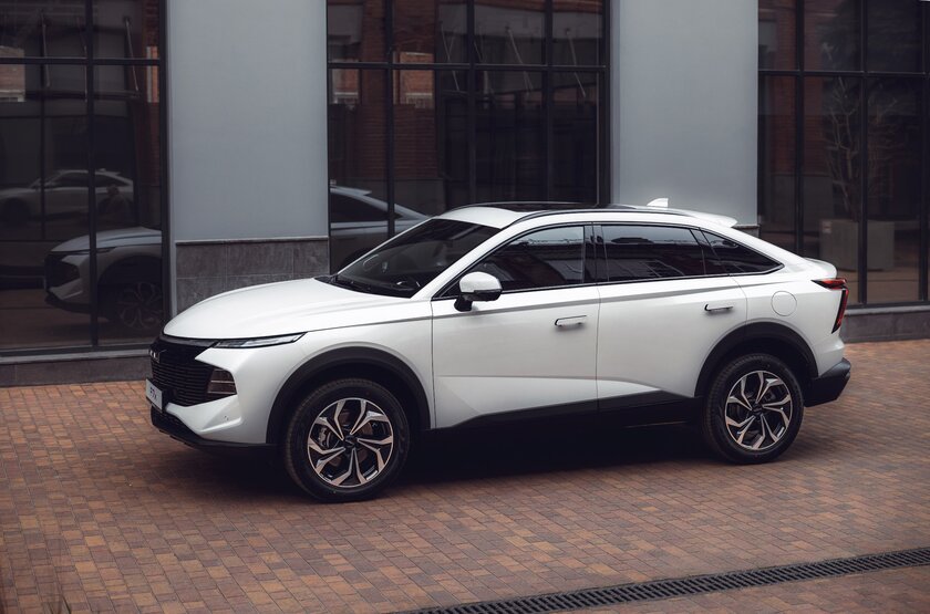 Более дерзкий и спортивный HAVAL F7x выходит на российский рынок — цены и комплектации