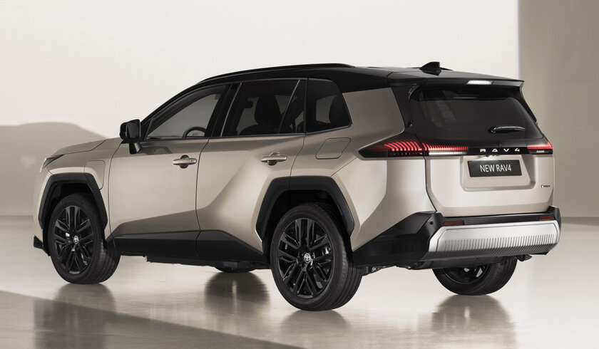 Гибрид с обновлённым интерьером: представлен кроссовер Toyota RAV4 шестого поколения