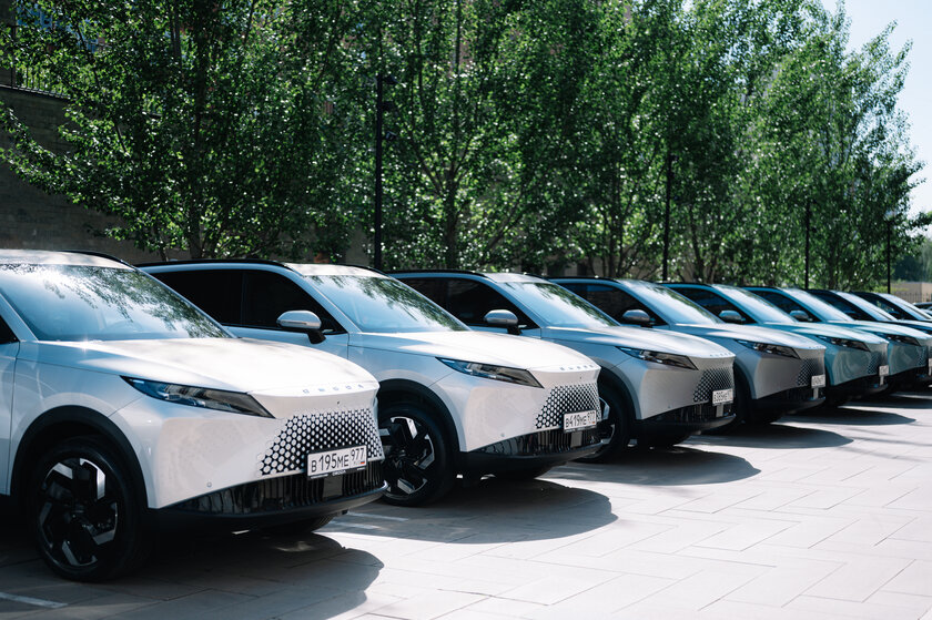 Поездил на новейшей Omoda C7: «инопланетный» дизайн завоёвывает даже скептиков китайского автопрома — Знакомство. 1
