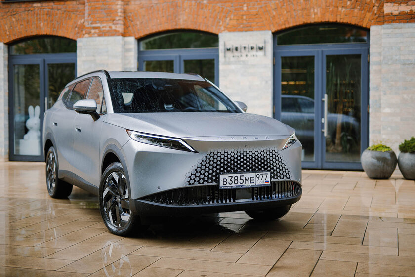 Поездил на новейшей Omoda C7: «инопланетный» дизайн завоёвывает даже скептиков китайского автопрома — Отзыв. 7