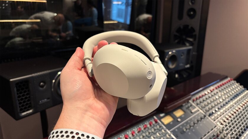 Это король среди наушников. Обзор Sony WH-1000XM6, сравнение с WH-1000XM5 и конкурентами — Начинка и функции. 1