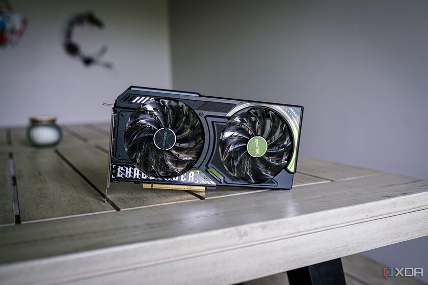 Впервые за 10 лет! Мейнстримная видеокарта от AMD выгоднее, чем от NVIDIA — обзор Radeon RX 9060 XT