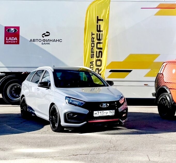 АвтоВАЗ решил возродить Lada Vesta Sport: цена стартует от 2,7 млн рублей