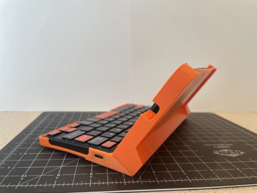 Инженер напечатал необычный «ноутбук»: железом в нём выступит CMF Phone 2 Pro