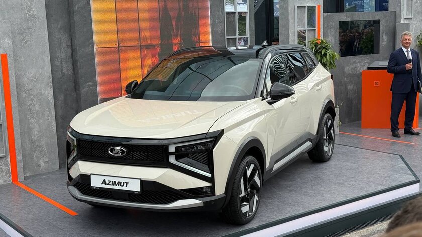 АвтоВАЗ может! Представлен полностью российский кроссовер Lada Azimut