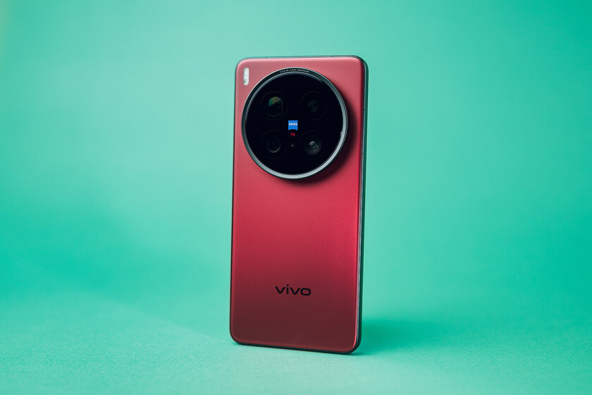 Зачем зеркалка, если в карман помещается этот монстр? Обзор камерофона vivo X200 Ultra