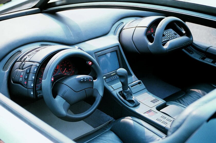 Как вам дизайн салона Italdesign Aztec — концеп-кара 1988 года?