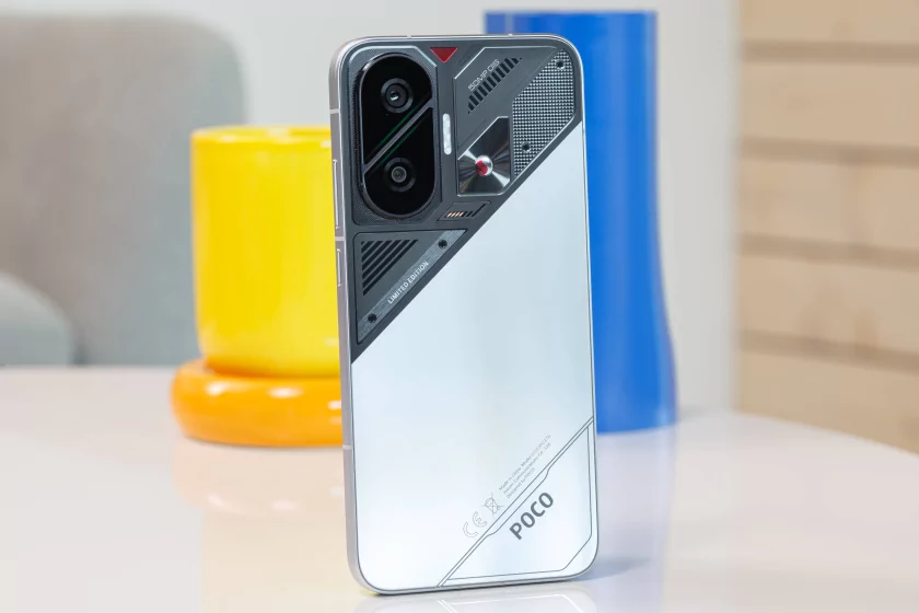 Обзор POCO F7: этим смартфоном POCO обставила саму Xiaomi — да, такое возможно