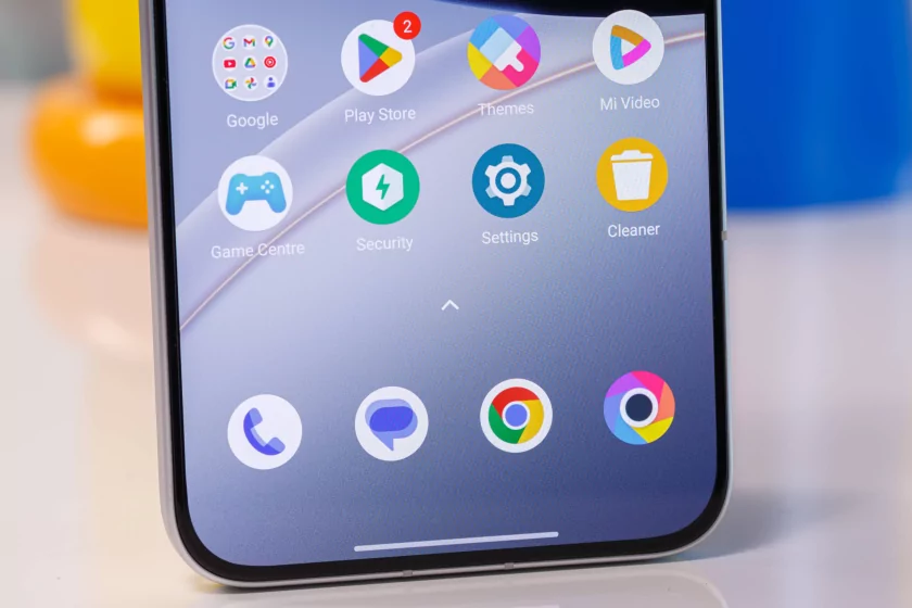 Обзор POCO F7: этим смартфоном POCO обставила саму Xiaomi — да, такое возможно — Дизайн. 11