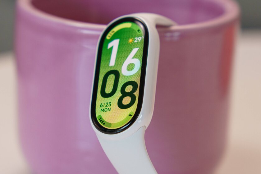 Это лучший Mi Band из всех — исправили главную проблему. Обзор Xiaomi Smart Band 10