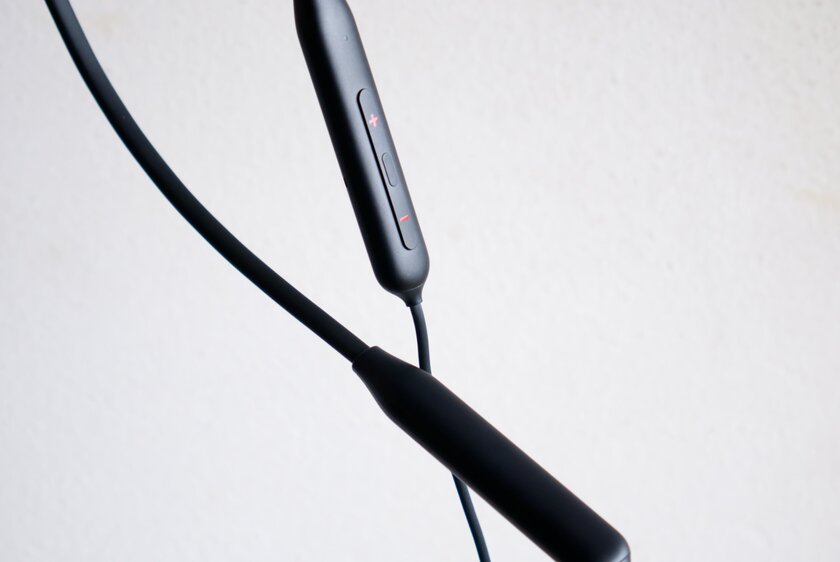 Ищете наушники для спорта? Присмотритесь к этим — обзор OnePlus Bullets Wireless Z3 — Микрофон. 1