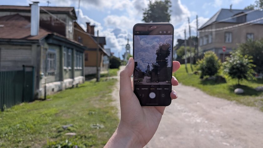 Кремний-углеродная батарея, шикарная камера и богатый набор ИИ: обзор HONOR 400 Pro — Дисплей. 2