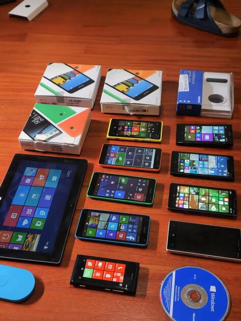 Фанат ретро показал свою коллекцию смартфонов Nokia (и не только). Всё это досталось ему за гроши