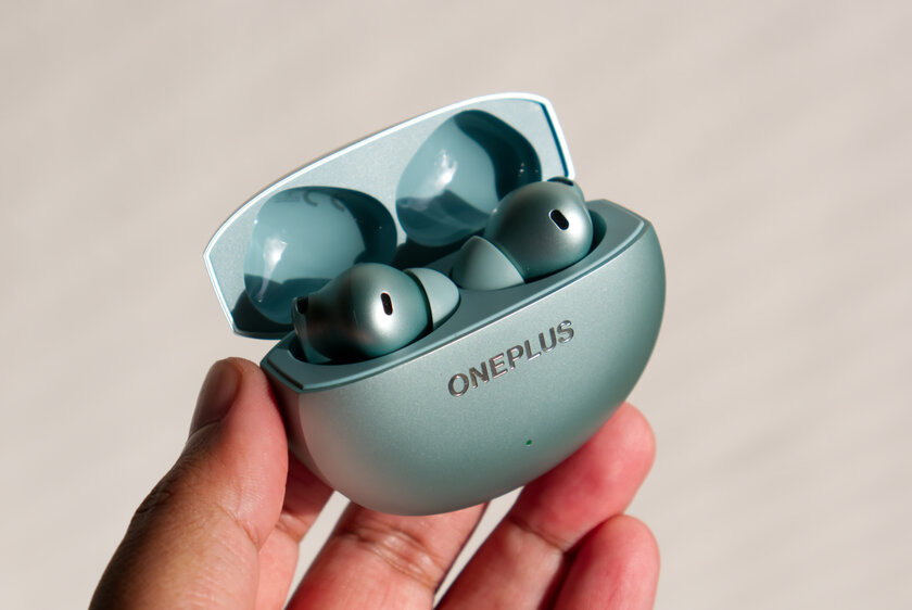 Шумодав в этих наушниках — это просто зверь. Обзор OnePlus Buds 4 и сравнение с предшественниками