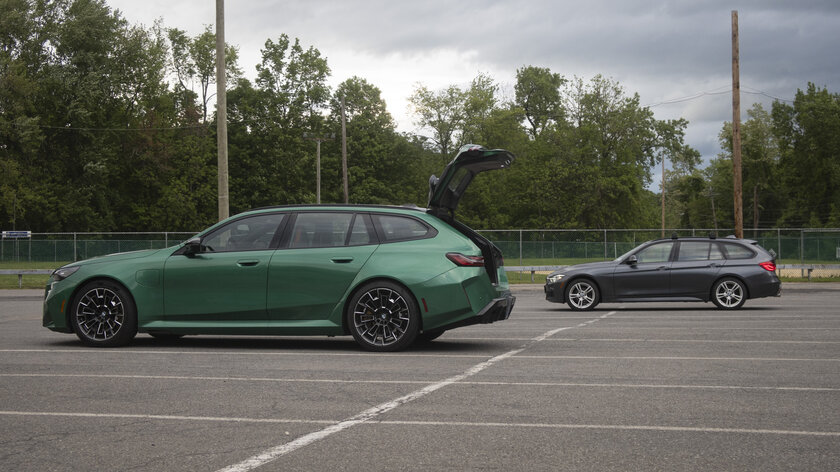 Яркий спорткар на 717 лошадей с огромным багажником: обзор универсала BMW M5 Touring — Мотор и багажник. 9
