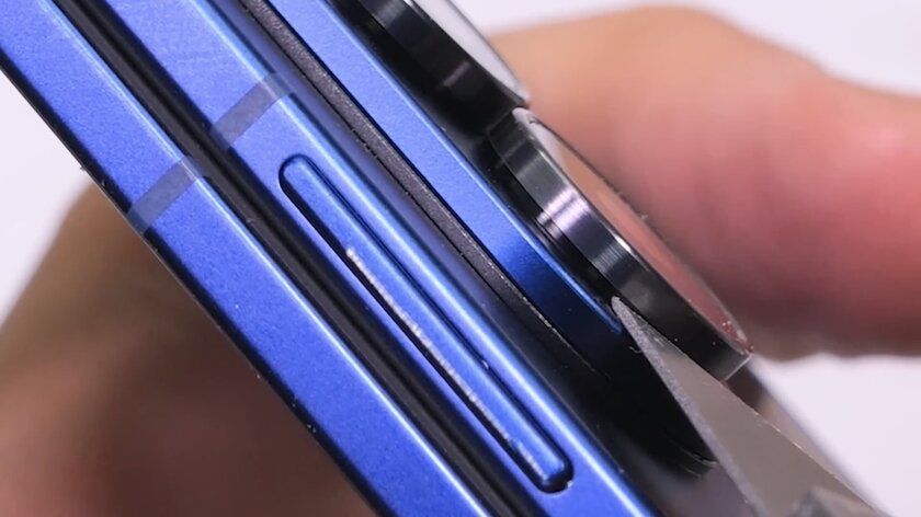 Складной Galaxy Z Fold7 оказался очень прочным: блогер не смог его сломать