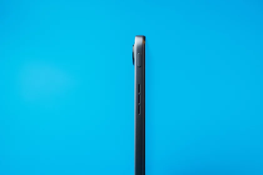 Этот недорогой планшет приятно удивил (искал себе для фильмов) — обзор Infinix XPAD 20 — Дизайн. 3