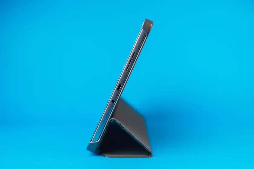 Этот недорогой планшет приятно удивил (искал себе для фильмов) — обзор Infinix XPAD 20 — Дизайн. 8