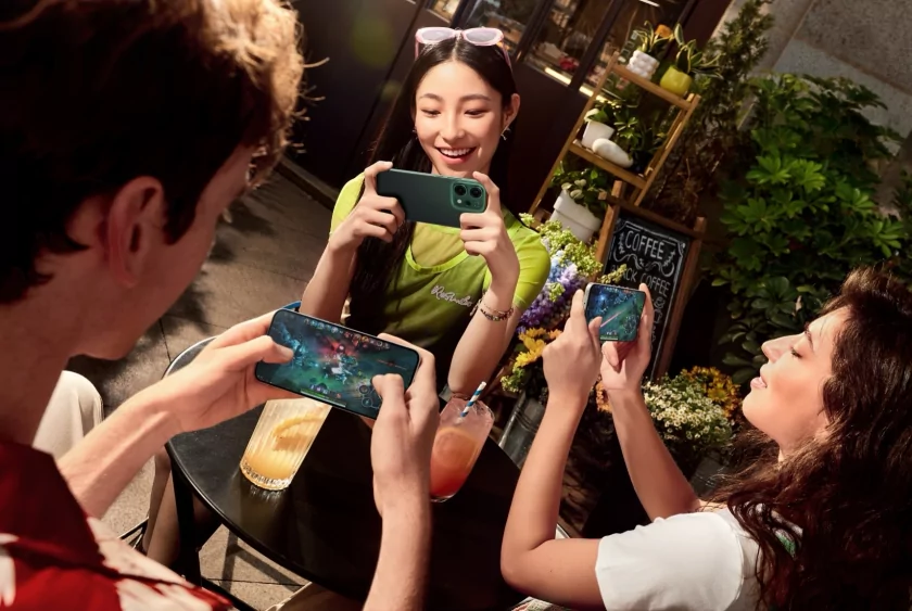 В России появились смартфоны OPPO Reno14 с упором на качественную фото- и видеосъёмку