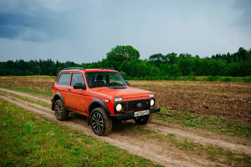 Что это за спортивная дисциплина? Обзор LADA Niva Sport! — В путь. 3