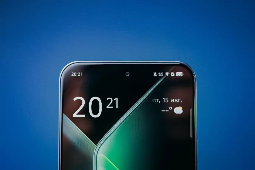 Infinix смогла сделать геймерский смартфон, который хорош и вне игр. Обзор GT 30 Pro