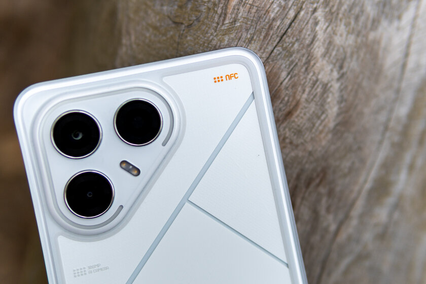 Я захотел себе этот смартфон после обзора — тестирую TECNO POVA 7 Ultra 5G