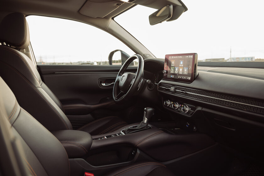 Душа «Цивика» в теле кроссовера: обзор азартной Honda ZR-V — Знакомство. 27