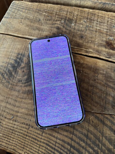 Pixel 10 «радуют» своих владельцев ярким светошоу: экраны выходят из строя
