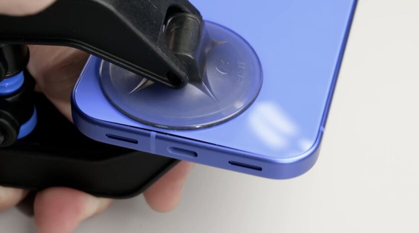 iFixit оценила ремонтопригодность Pixel 10: Google проделала отличную работу
